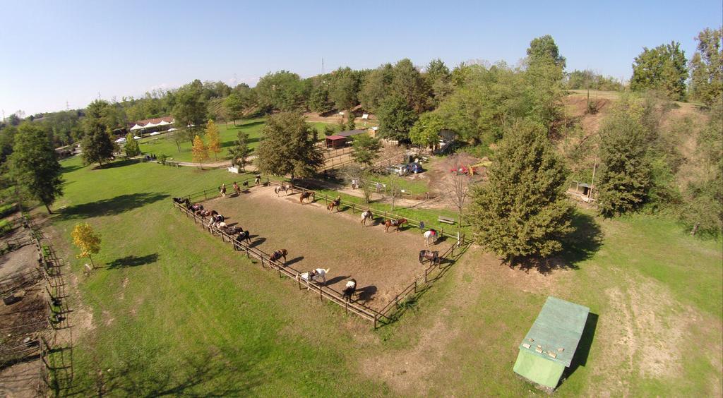 Agriturismo Parco Campofelice Panzió Lombardore Kültér fotó